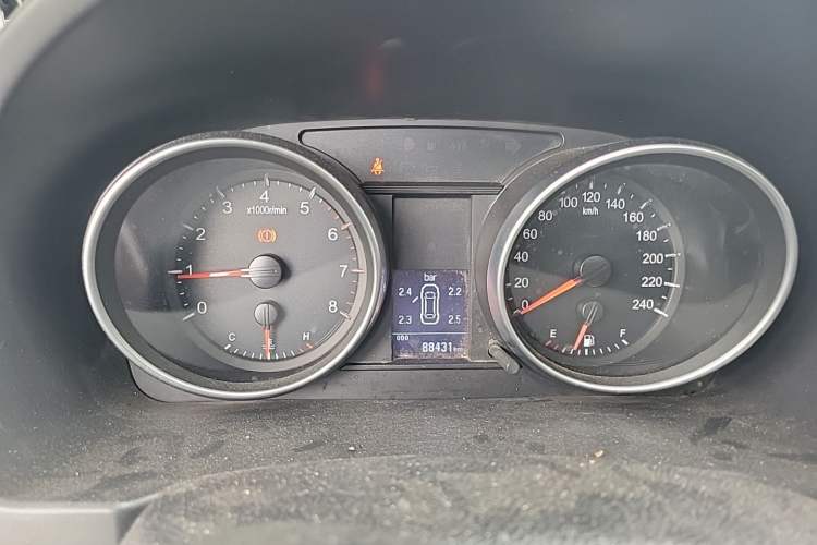 Used Haval H6 2013 Sports Edition 1.5T Manual Two-Wheel Drive Elite Model Instrument Cluster