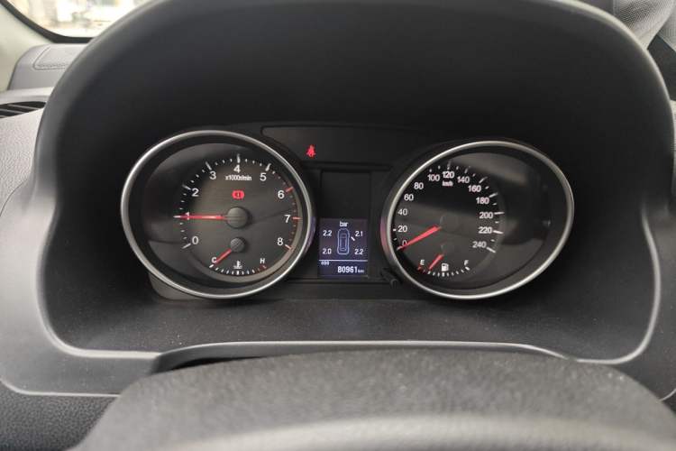 Used Haval H6 2013 Upgraded Model 1.5T Manual Two-Wheel Drive Elite Version Instrument Cluster