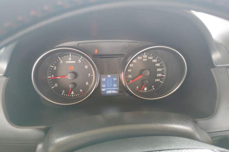 Used Haval H6 2013 Sports Edition 1.5T Manual Two-Wheel Drive Elite Model Instrument Cluster