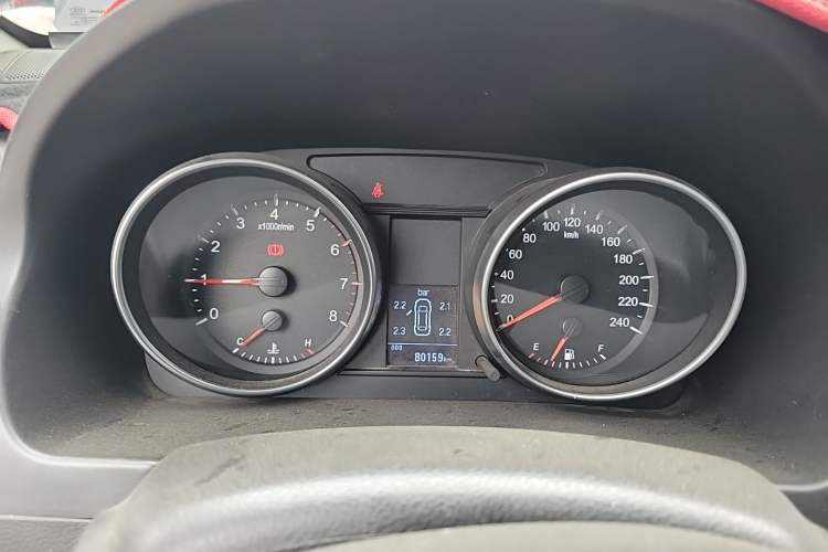 Used Haval H6 2013 Upgraded Model 1.5T Manual Two-Wheel Drive Urban Version Instrument Cluster
