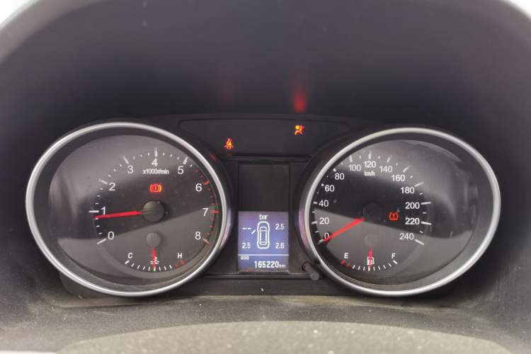 Used Haval H6 2013 Upgraded Model 1.5T Manual Two-Wheel Drive Elite Version Instrument Cluster