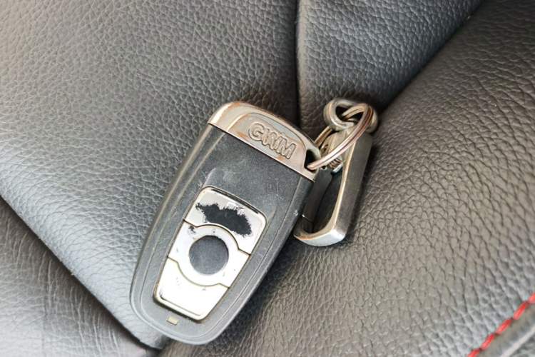 Used Haval H6 2013 Sports Edition 1.5T Manual Two-Wheel Drive Elite Model Interior 1