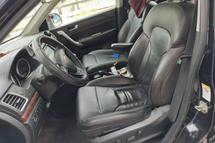 Used Haval H6 2013 Sports Edition 1.5T Manual Two-Wheel Drive Elite Model Left Front Seat