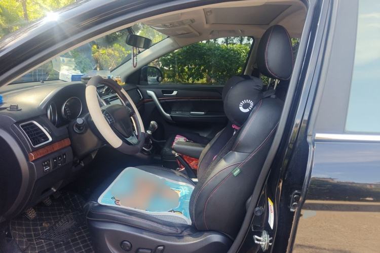 Used Haval H6 2013 Sports Edition 1.5T Manual Two-Wheel Drive Elite Model Left Front Seat