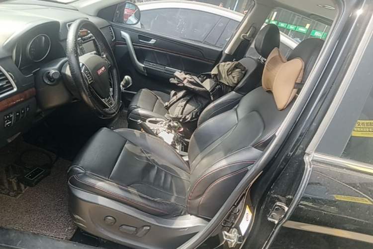 Used Haval H6 2013 Sport Edition 1.5T Manual Two-Wheel Drive Prestige Model Left Front Seat