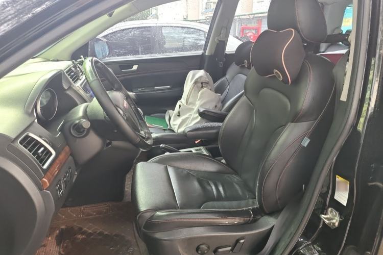 Used Haval H6 2013 Sports Edition 1.5T Manual Two-Wheel Drive Elite Model Left Front Seat