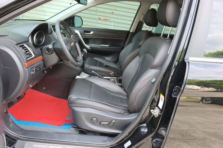 Used Haval H6 2013 Sports Edition 1.5T Manual Two-Wheel Drive Elite Model Left Front Seat