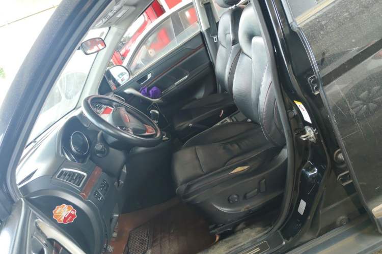 Used Haval H6 2013 Sports Edition 1.5T Manual Two-Wheel Drive Elite Model Left Front Seat