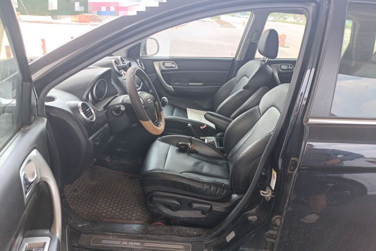 Used Haval H6 2013 Upgraded Model 1.5T Manual Two-Wheel Drive Elite Version Left Front Seat