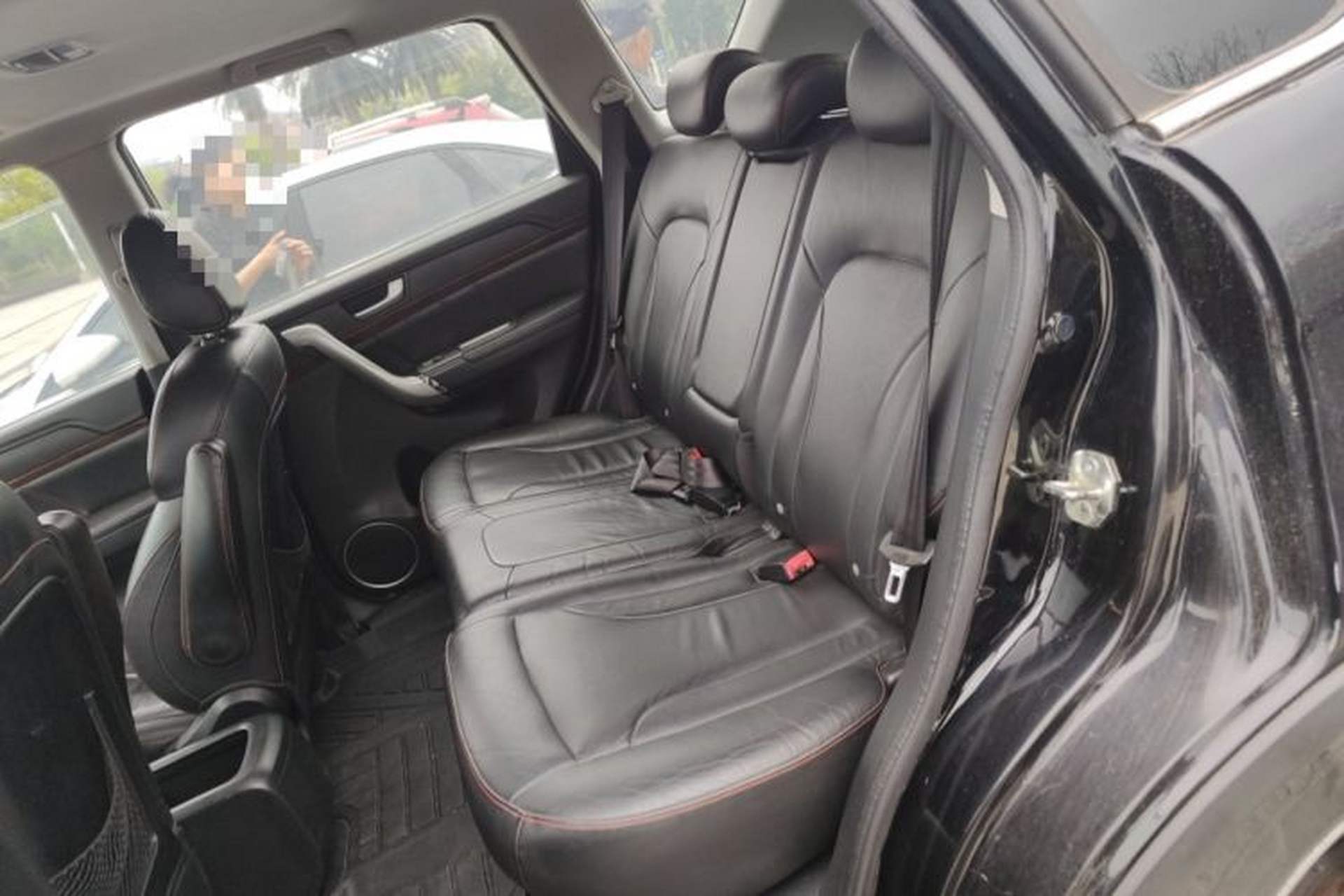 Used Haval H6 2013 Sports Edition 1.5T Manual Two-Wheel Drive Elite Model Left Rear Seat