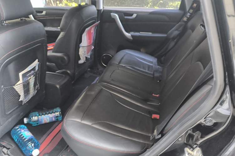 Used Haval H6 2013 Sports Edition 1.5T Manual Two-Wheel Drive Elite Model Left Rear Seat