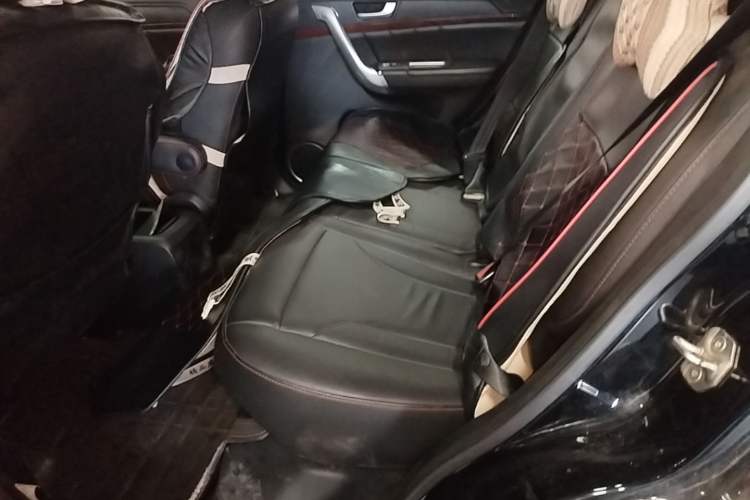 Used Haval H6 2013 Sports Edition 1.5T Manual Two-Wheel Drive Elite Model Left Rear Seat