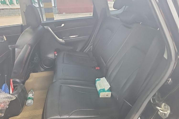Used Haval H6 2013 Sports Edition 1.5T Manual Two-Wheel Drive Elite Model Left Rear Seat