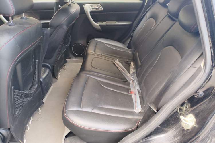 Used Haval H6 2013 Upgraded Model 1.5T Manual 4x4 Elite Version Left Rear Seat