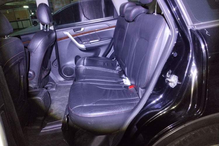 Used Haval H6 2013 Sport Edition 1.5T Manual Two-Wheel Drive Prestige Model Left Rear Seat