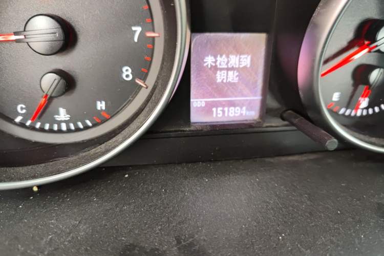 Used Haval H6 2013 Sports Edition 1.5T Manual Two-Wheel Drive Elite Model Odometer Close Up