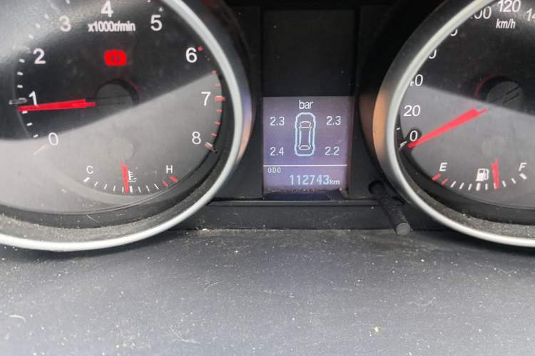 Used Haval H6 2013 Upgraded Model 1.5T Manual Two-Wheel Drive Elite Version Odometer Close Up