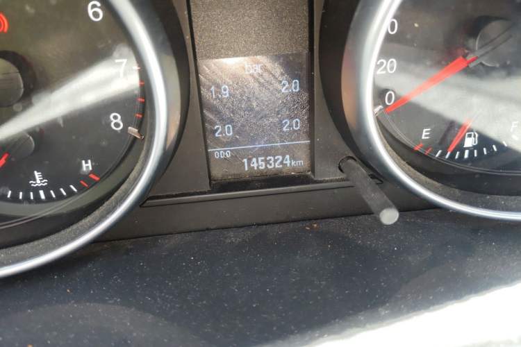 Used Haval H6 2013 Upgraded Model 1.5T Manual Two-Wheel Drive Prestige Version Odometer Close Up