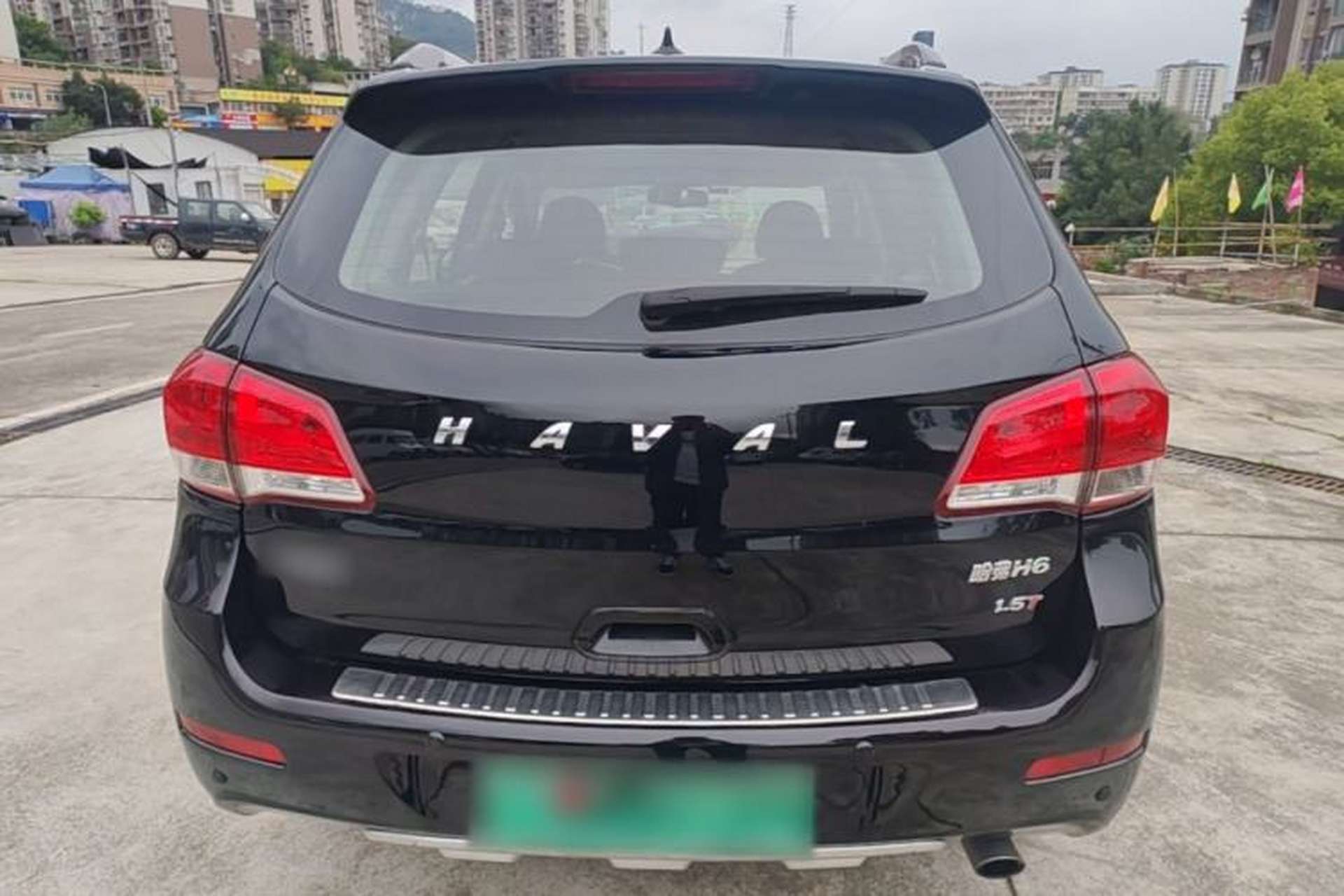 Used Haval H6 2013 Upgraded Model 1.5T Manual Two-Wheel Drive Elite Version Rear