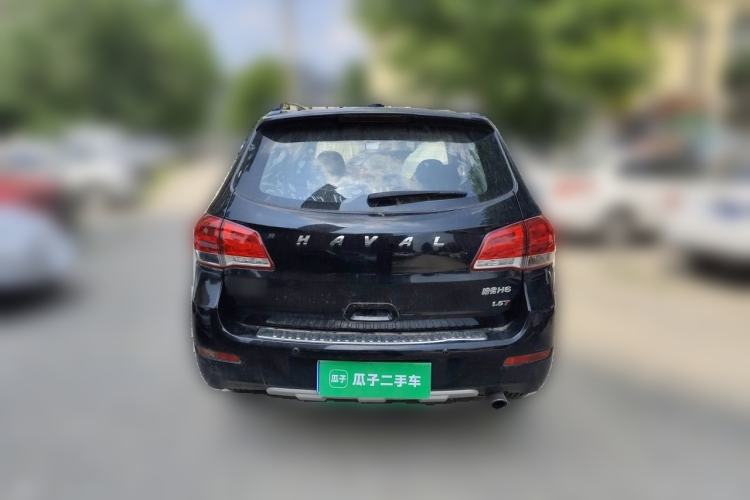 Used Haval H6 2013 Upgraded Model 1.5T Manual Two-Wheel Drive Elite Version Rear