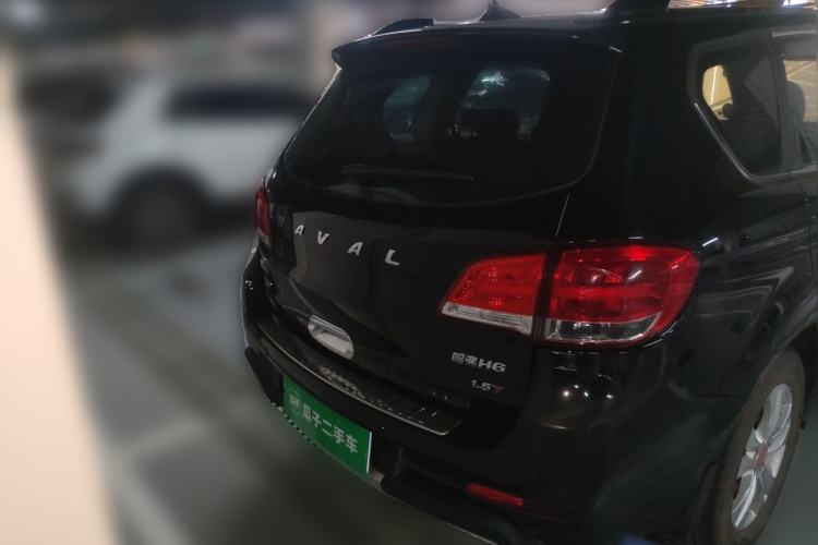 Used Haval H6 2013 Upgraded Model 1.5T Manual Two-Wheel Drive Elite Version Rear