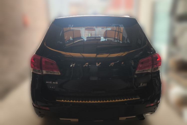 Used Haval H6 2013 Upgraded Model 1.5T Manual Two-Wheel Drive Elite Version Rear