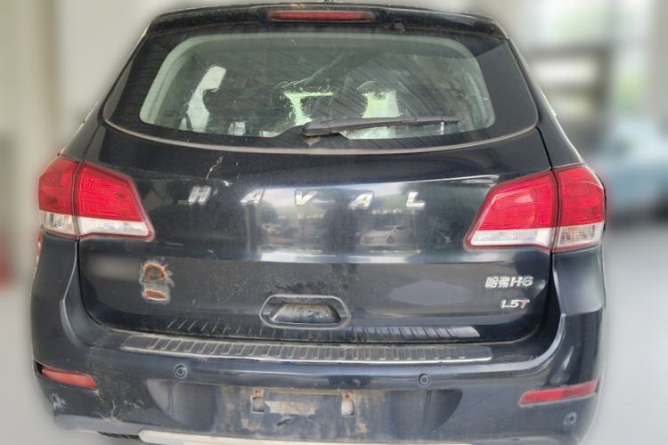 Used Haval H6 2013 Upgraded Model 1.5T Manual Two-Wheel Drive Elite Version Rear