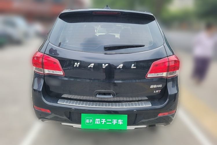 Used Haval H6 2013 Upgraded Model 1.5T Manual Two-Wheel Drive Urban Version Rear