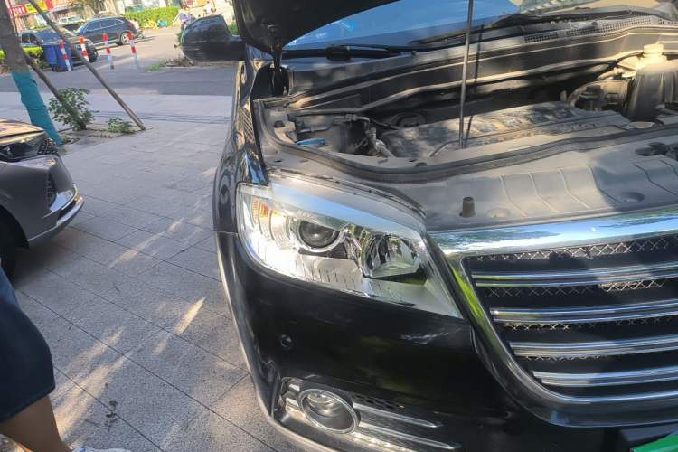 Used Haval H6 2013 Sport Edition 1.5T Manual Two-Wheel Drive Prestige Model Right Front Headlight