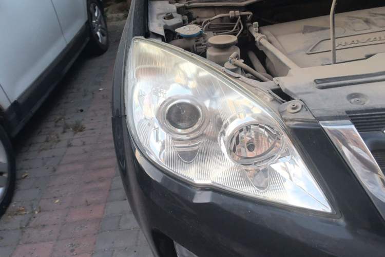 Used Haval H6 2013 1.5T Manual 4x4 Prestige Edition Right Front Headlight