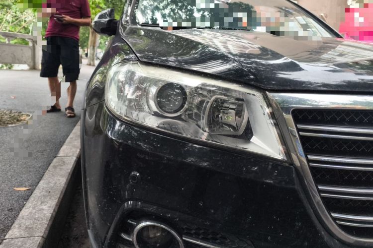 Used Haval H6 2013 Sports Edition 1.5T Manual Two-Wheel Drive Elite Model Right Front Headlight