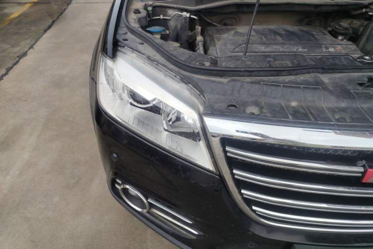 Used Haval H6 2013 Sport Edition 1.5T Manual 4x4 Elite Model Right Front Headlight