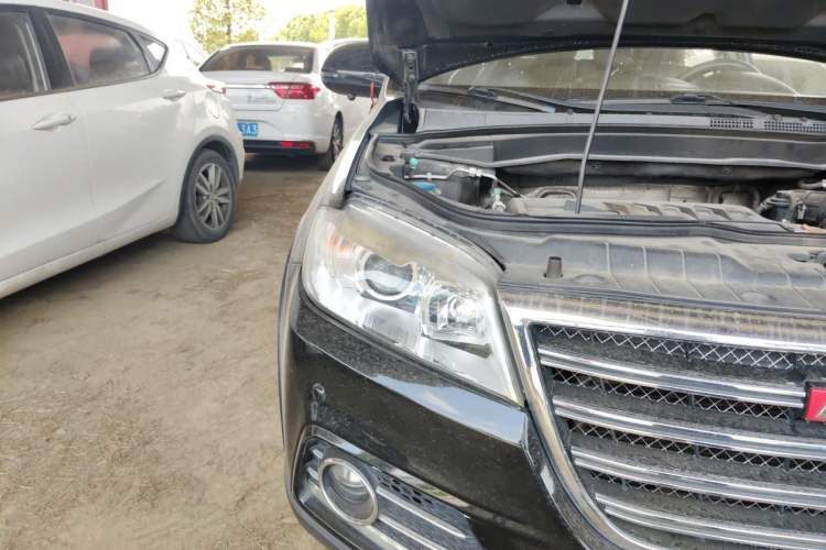 Used Haval H6 2013 Sports Edition 1.5T Manual Two-Wheel Drive Elite Model Right Front Headlight
