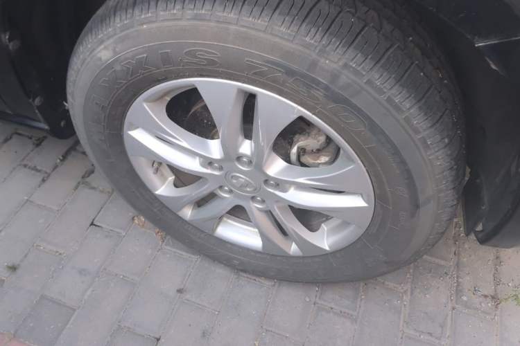 Used Haval H6 2013 1.5T Manual 4x4 Prestige Edition Right Front Wheel Hub
