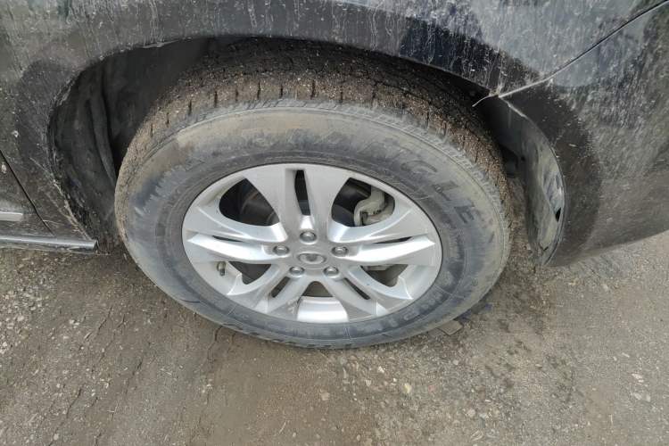 Used Haval H6 2013 1.5T Manual 4x4 Prestige Edition Right Front Wheel Hub