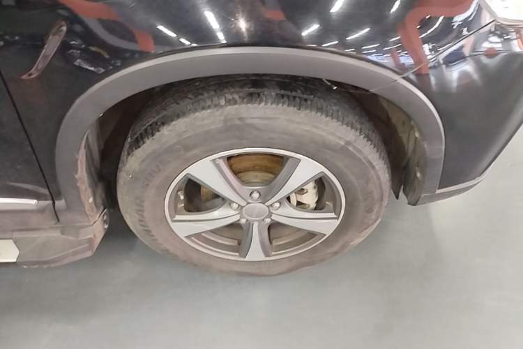 Used Haval H6 2013 Sports Edition 1.5T Manual Two-Wheel Drive Elite Model Right Front Wheel Hub