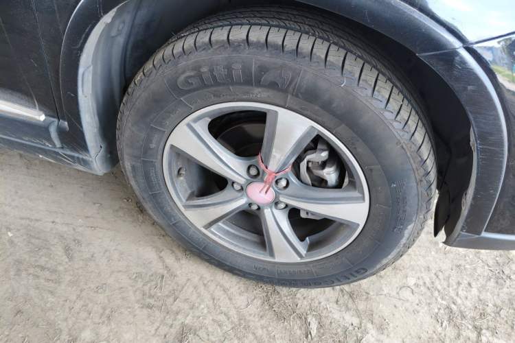 Used Haval H6 2013 Sports Edition 1.5T Manual Two-Wheel Drive Elite Model Right Front Wheel Hub