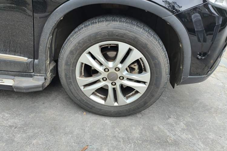 Used Haval H6 2013 Sports Edition 1.5T Manual Two-Wheel Drive Elite Model Right Front Wheel Hub