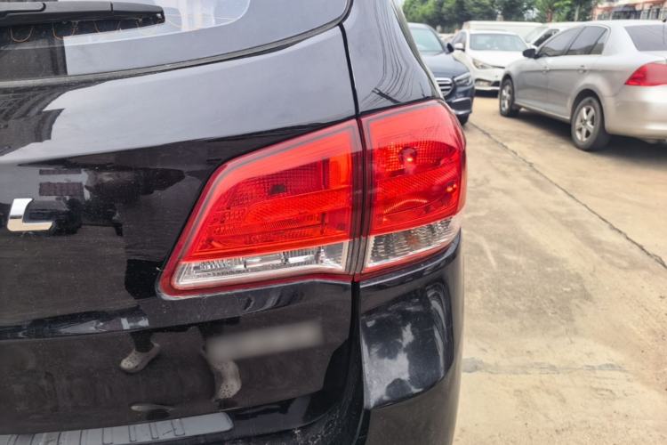 Used Haval H6 2013 Upgraded Model 2.4L Automatic Two-Wheel Drive Elite Version Right Rear Taillight