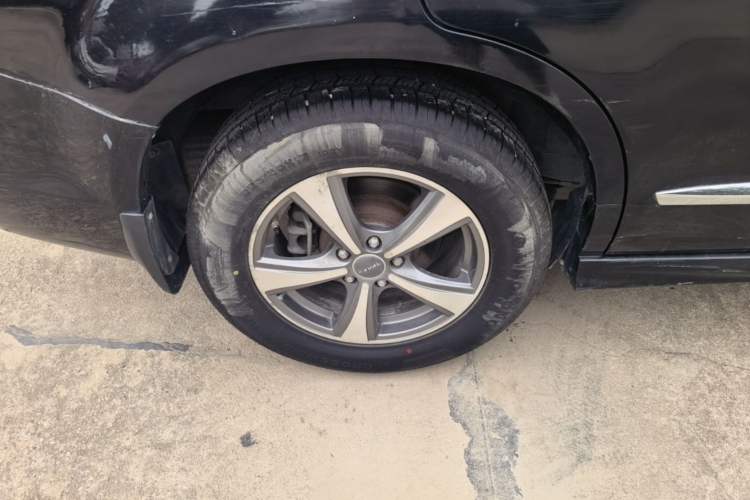 Used Haval H6 2013 Upgraded Model 2.4L Automatic Two-Wheel Drive Elite Version Right Rear Wheel Hub