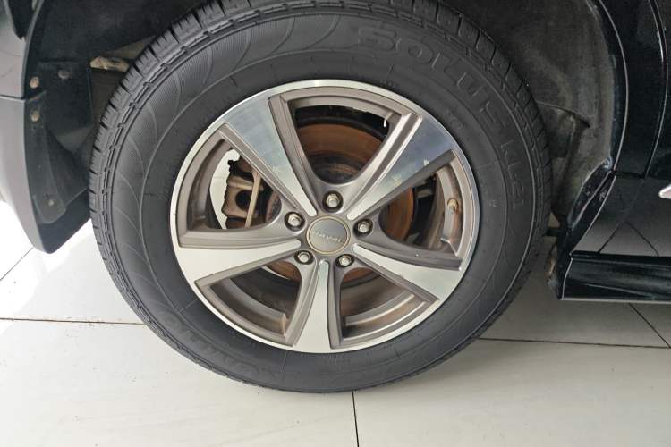 Used Haval H6 2013 Upgraded Model 1.5T Manual Two-Wheel Drive Elite Version Right Rear Wheel Hub