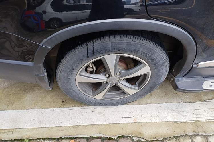 Used Haval H6 2013 Sports Edition 1.5T Manual Two-Wheel Drive Elite Model Right Rear Wheel Hub