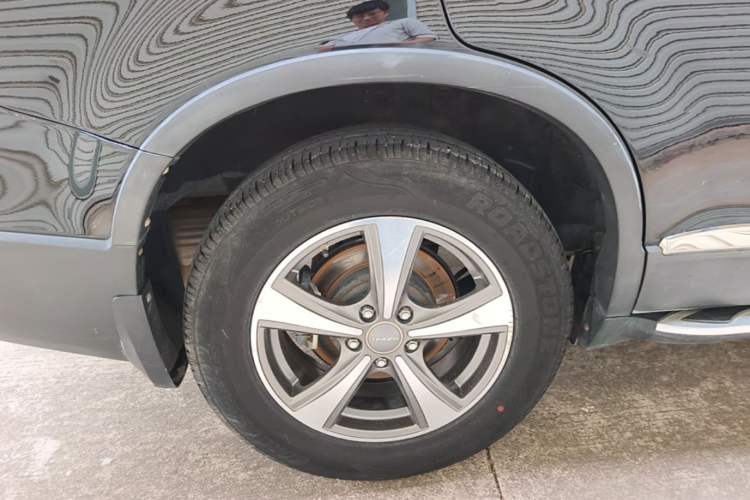Used Haval H6 2013 Sports Edition 1.5T Manual Two-Wheel Drive Elite Model Right Rear Wheel Hub