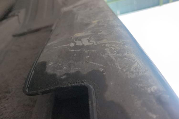 Used Haval H6 2013 Upgraded Model 1.5T Manual Two-Wheel Drive Elite Version Right Side Sill