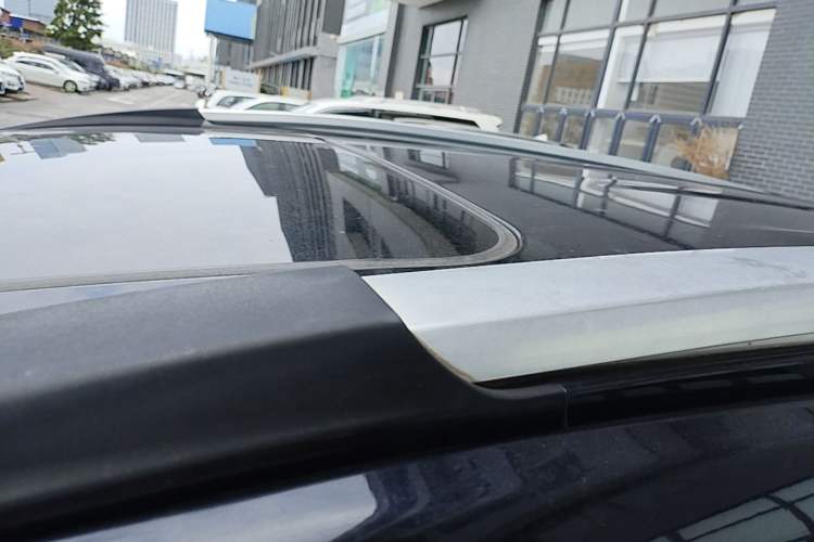 Used Haval H6 2013 Sports Edition 1.5T Manual Two-Wheel Drive Elite Model Roof