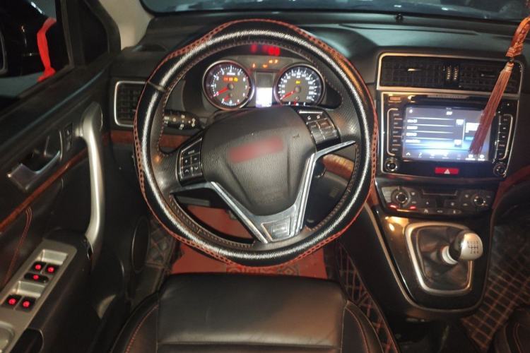 Used Haval H6 2013 Sport Edition 1.5T Manual Two-Wheel Drive Prestige Model Steering Wheel