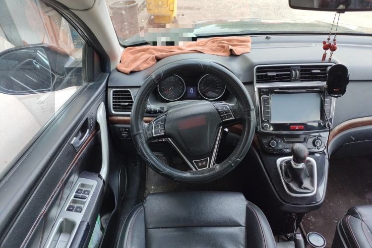 Used Haval H6 2013 Sports Edition 1.5T Manual Two-Wheel Drive Elite Model Steering Wheel