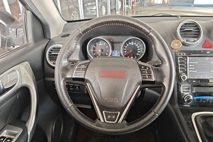 Used Haval H6 2013 Upgraded Model 1.5T Manual Two-Wheel Drive Elite Version Steering Wheel