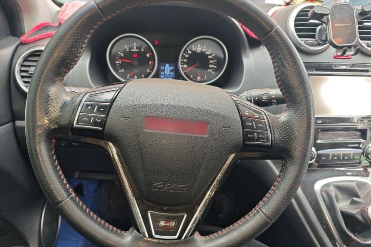 Used Haval H6 2013 Upgraded Model 1.5T Manual Two-Wheel Drive Elite Version Steering Wheel