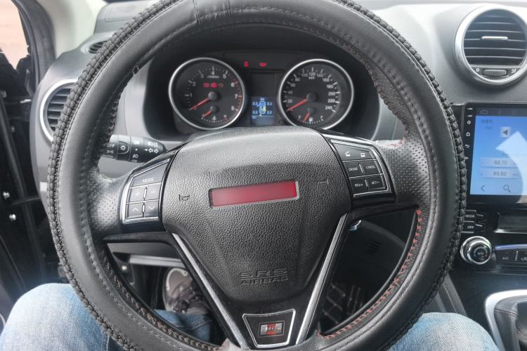 Used Haval H6 2013 Upgraded Model 1.5T Manual Two-Wheel Drive Elite Version Steering Wheel